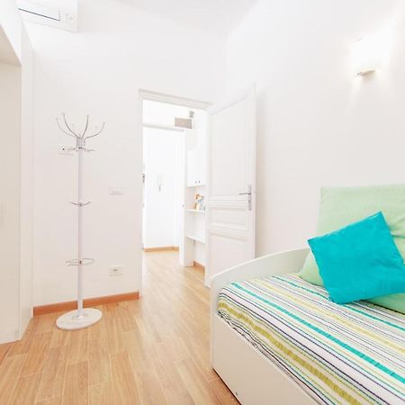 Cuore Di Sanremo Apartment And Free Parking Eksteriør billede